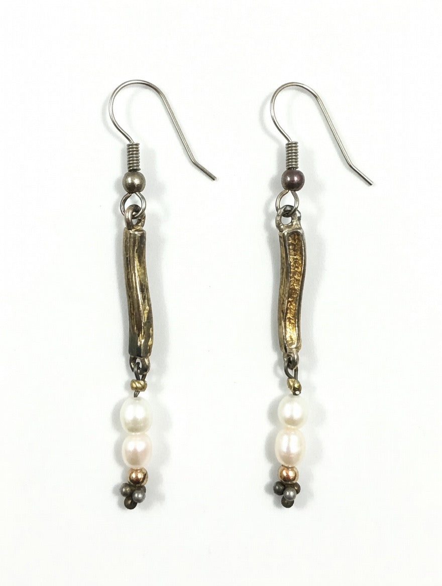 Silver earrings pearls