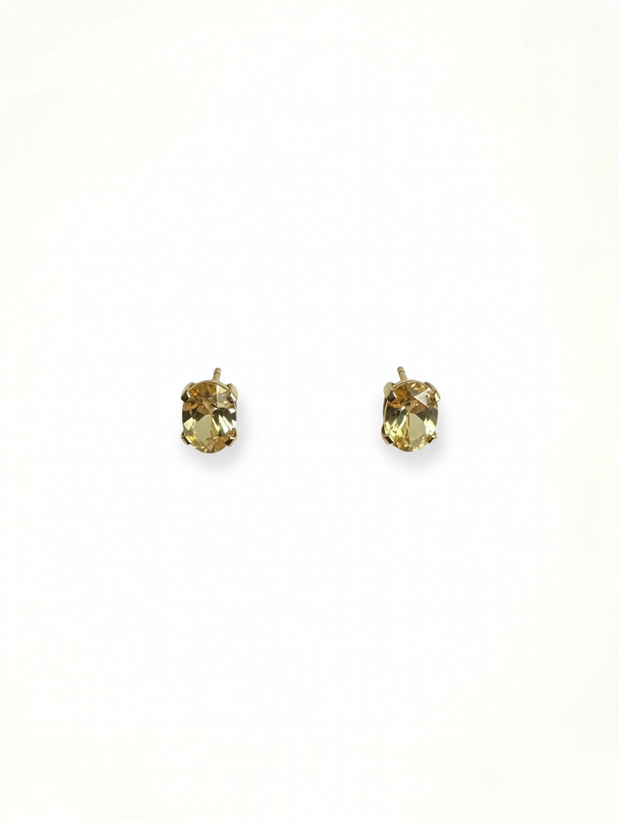 Stud earrings yellow