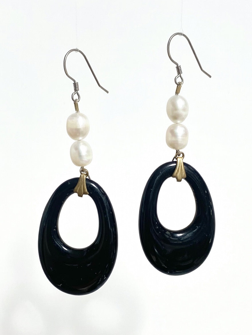 Silver earrings pearls